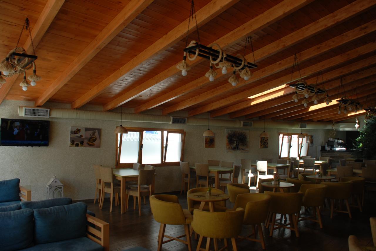 Olive Tree Hotel ซารานเดอ ภายนอก รูปภาพ